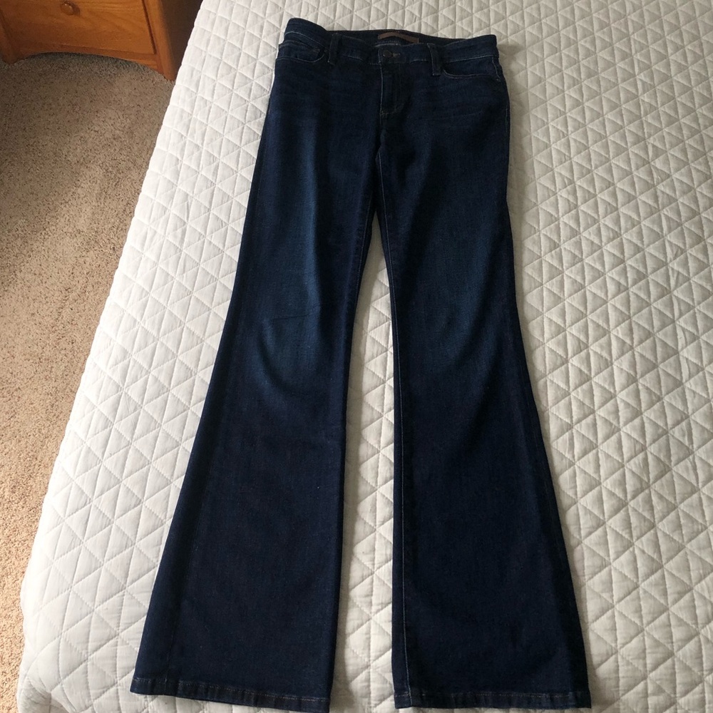 Joe’s Jeans Petite Bootcut Fit